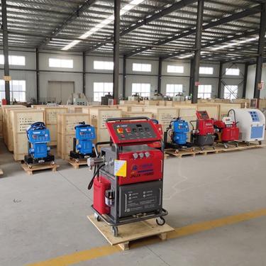 H5800聚氨酯發泡填充噴涂機